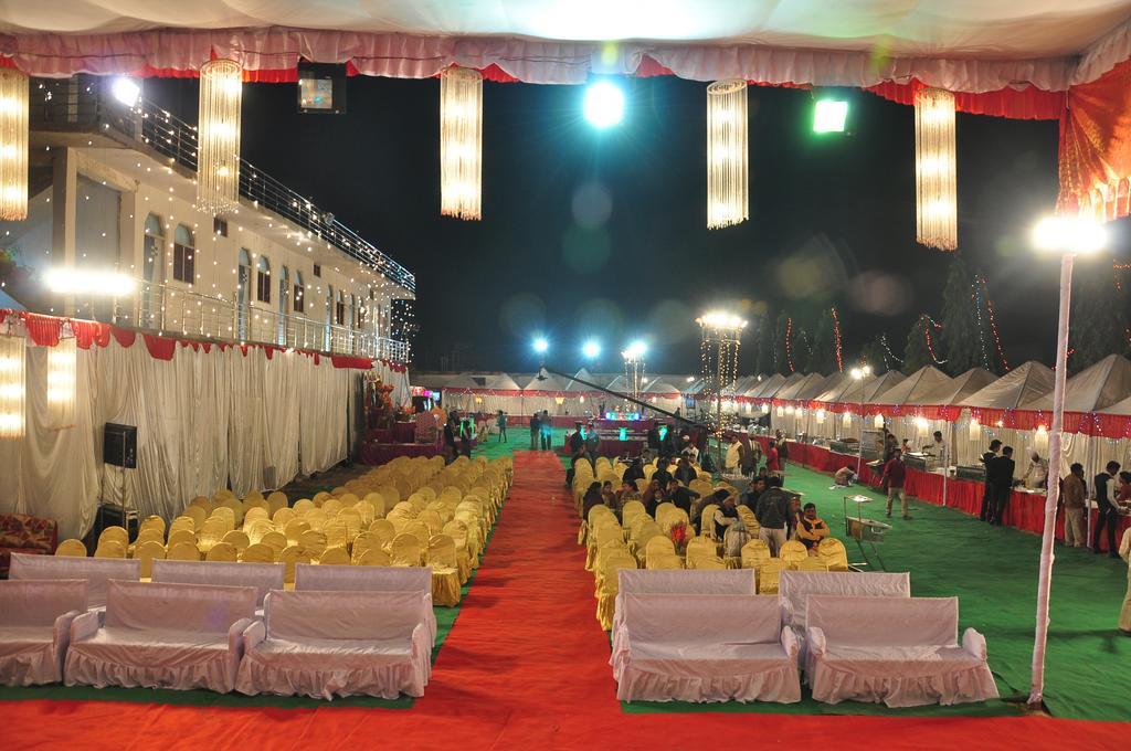 Fabexpress Landmark Awadh Hotell Lucknow Eksteriør bilde